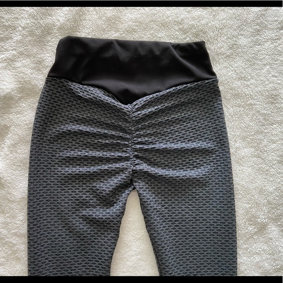 SOLD ON MERCARI - Picture 6 of 13